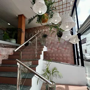 Residencia Cardona Ostello